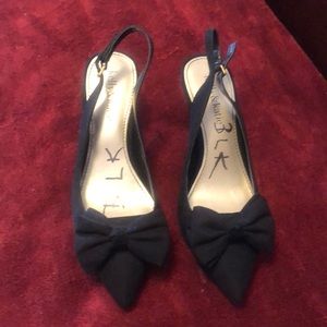 black sling back heels